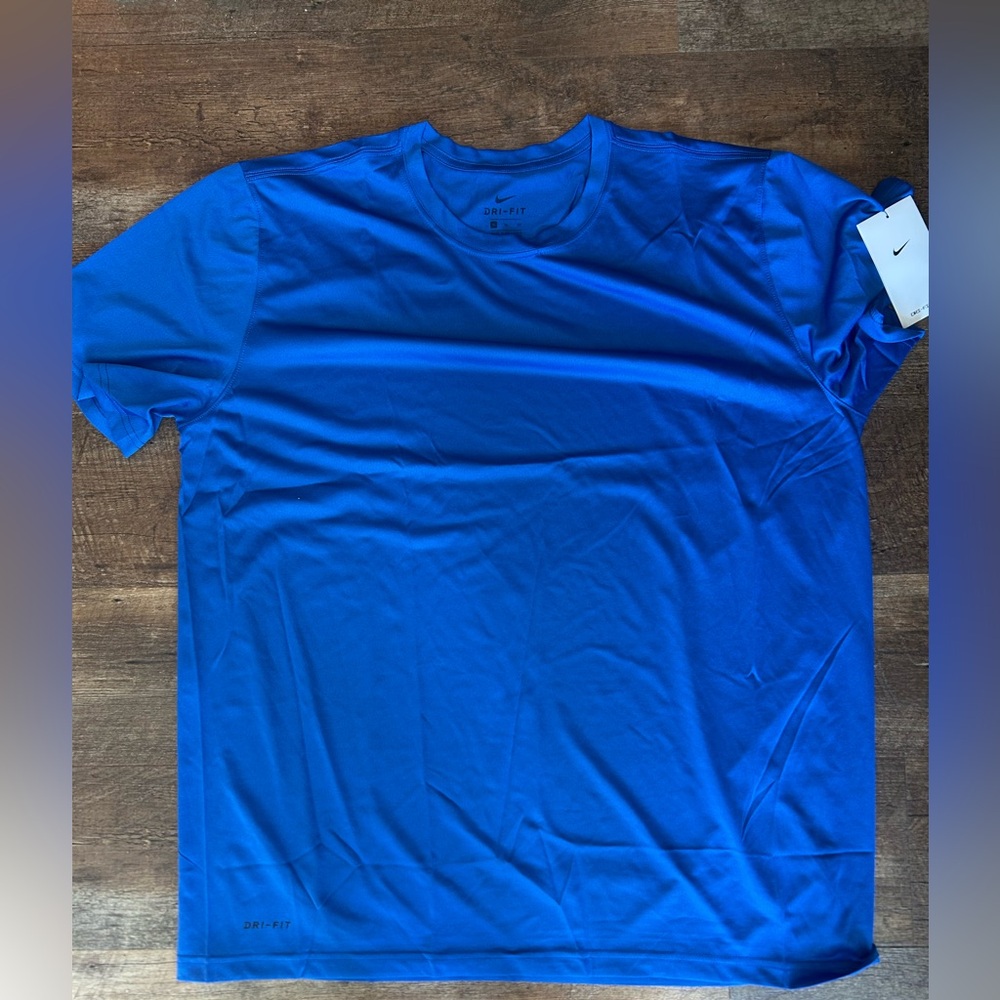 Nike Men's Blue Dri Fit tshirt